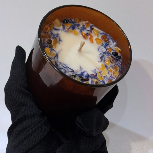 Baltic Amber Soy Candle – Pine Scent with Cornflower